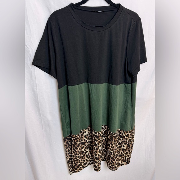SHEIN Tops - SHEIN Curve+ Plus Size Women's Multicolor Leopard Print Ragdoll Stretchy Tee 2XL
